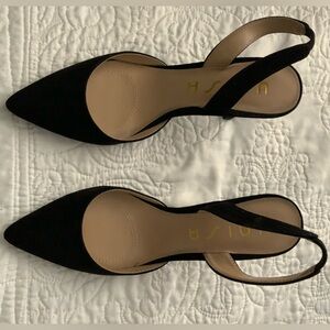 UNISA slingback black pump heels